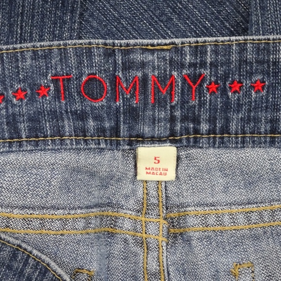 Tommy Hilfiger Juniors Luy-Luy Boot Cut Jeans - Picture 5 of 5